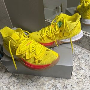 SpongeBob Kyrie Nike Shoes size 10